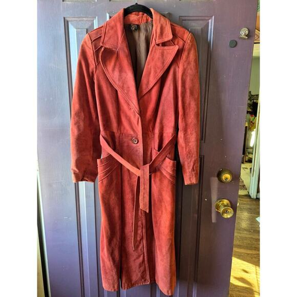 Vintage 1970s burgundy red genuine suede trench coat womens size 7/8 super cool! - Picture 1 of 8